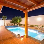Maiteren Etxea- 4 Beds With Private Pool Βίλα Πλάγια Μπλάνκα