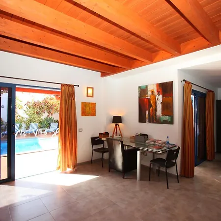Maiteren Etxea- 4 Beds With Private Pool Βίλα *