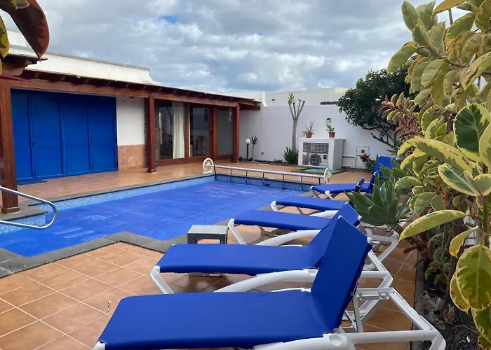 Maiteren Etxea- 4 Beds With Private Pool Πλάγια Μπλάνκα